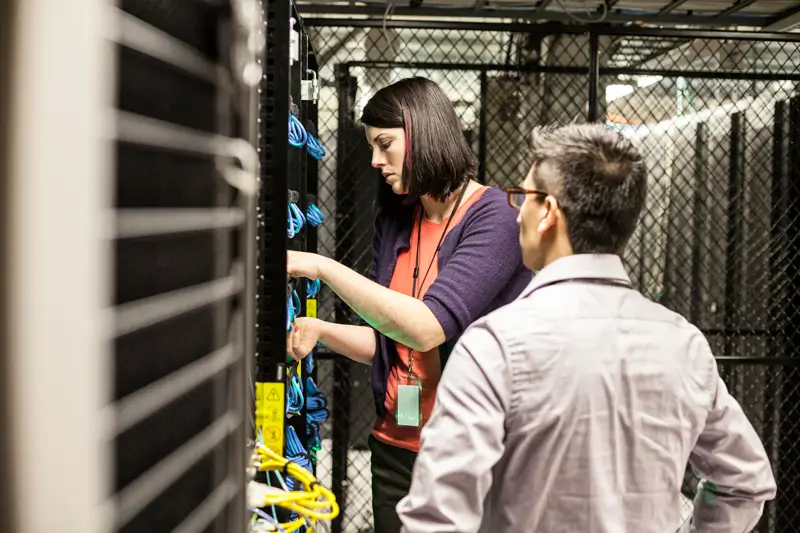 Controllo server in azienda per la protezione dei dati